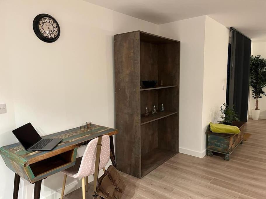 Bayard Luxe 2 Bedroom Penthouse Duplex Питерборо Екстериор снимка